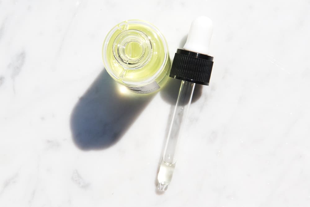 Vitalität entfesseln: Die geheime Waffe des Hyaluron Serums