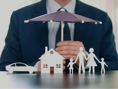 Sparen Sie Geld und Zeit mit einem einfachen und schnellen Versicherungsvergleich online