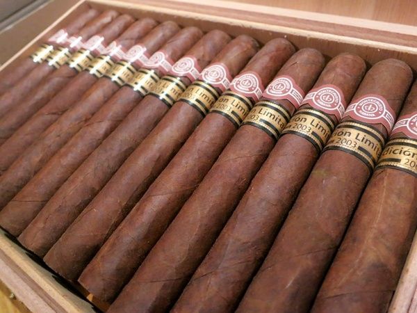 Zigarrenliebhaber Willkommen: C-Cigars bietet das Beste aus der Welt der edlen Tabake