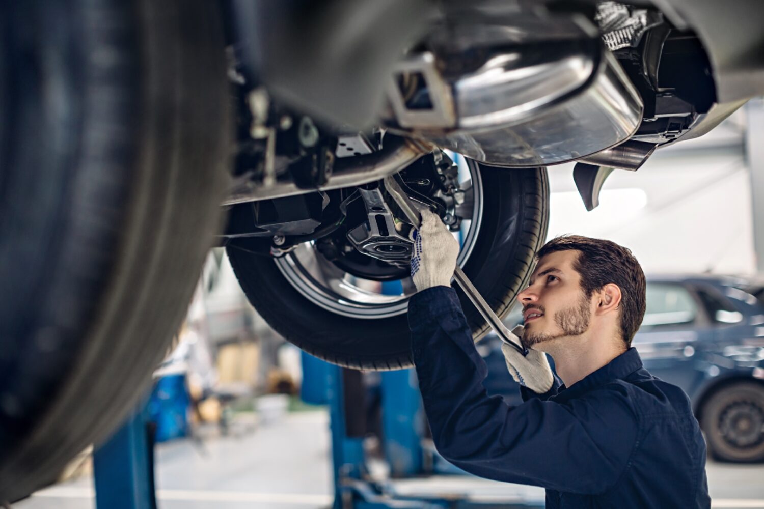 Alufelge Kratzer Reparatur München: Präzision für Ihr Fahrzeugdesign