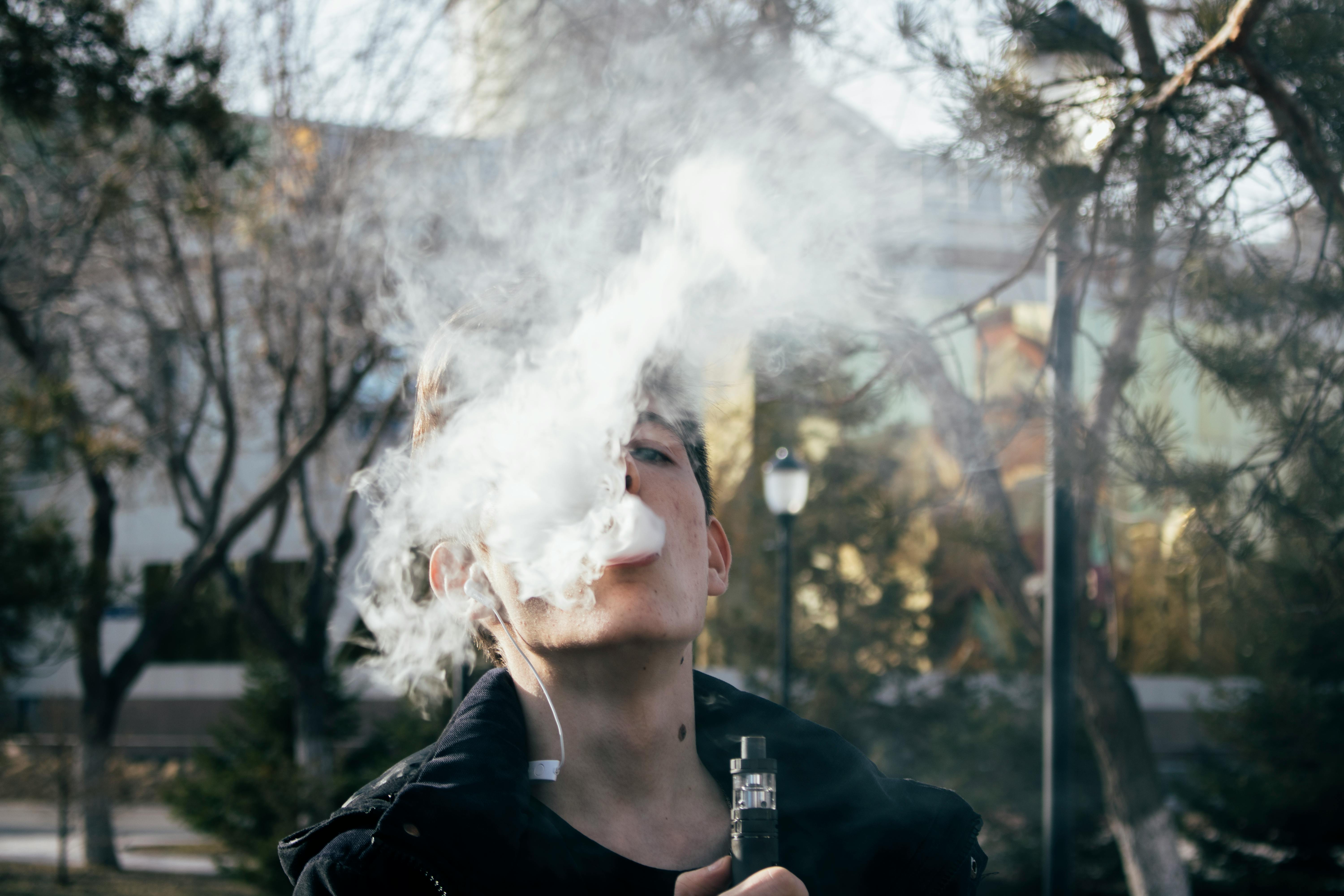 Entdecke intensive Aromen mit der Al Fakher Vape 30K – bis zu 30.000 Züge möglich!
