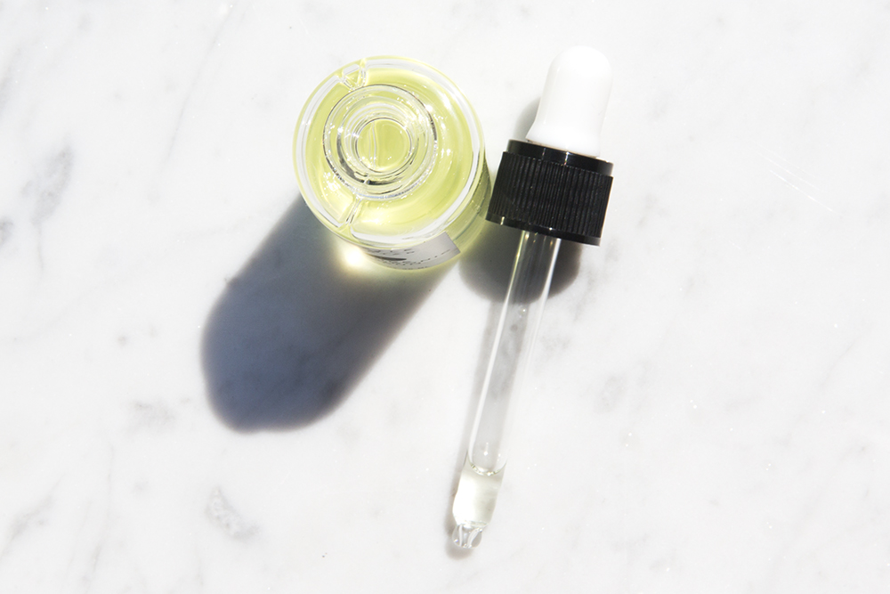 Vitalität entfesseln: Die geheime Waffe des Hyaluron Serums